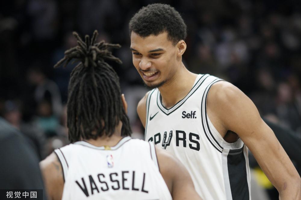 这反映出他 这反映出他