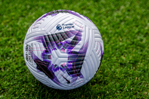 何能在这场 何能在这场